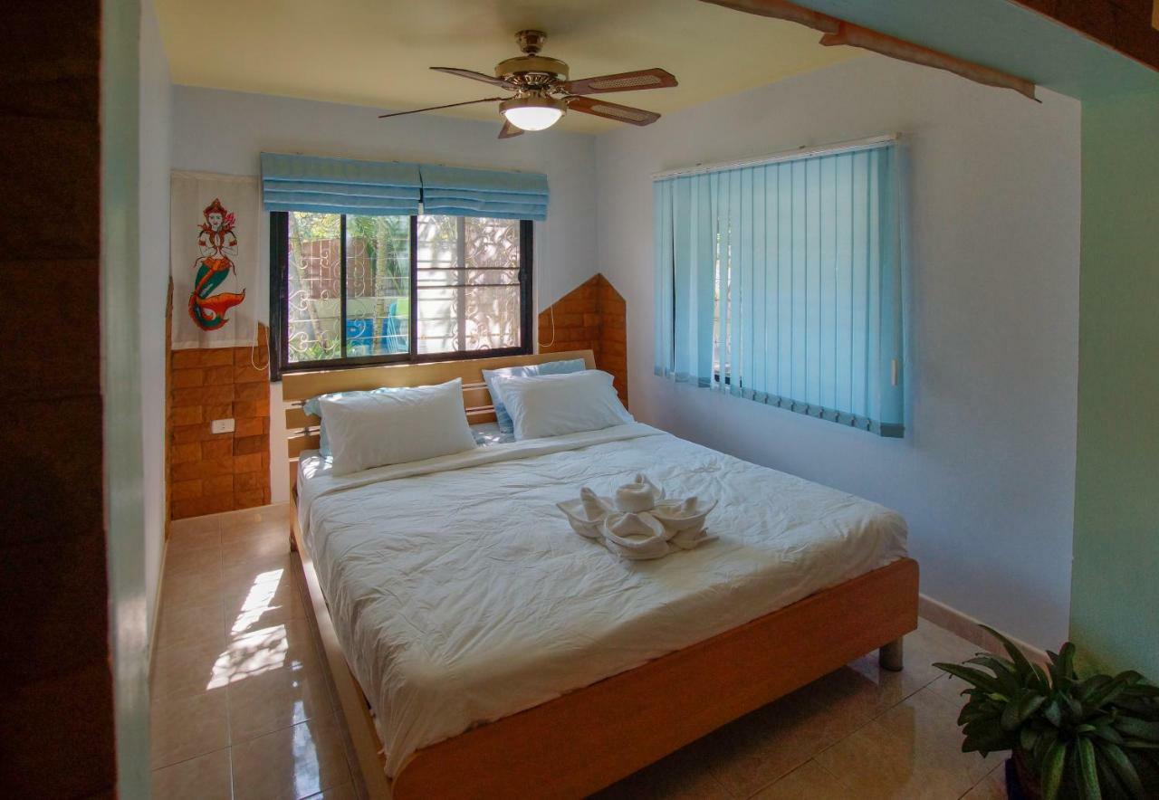 Tina'S Living Paradise - Guesthouses With Private Pool Ban Phe Exterior photo